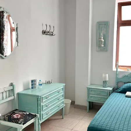 Mirame Canarias Pensionat Vecindario (Gran Canaria)