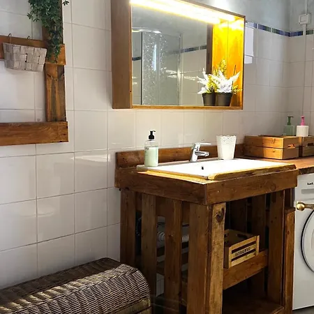 Mirame Canarias Pensionat Vecindario (Gran Canaria)